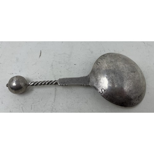 1272 - A 17th/18th century silver coloured metal spoon, possibly Norwegian