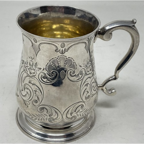 1287 - A George III silver mug, London 1760, 6.4 ozt