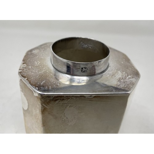 1325 - A George III silver tea caddy, London 1770, 5.3 ozt, 11 cm high