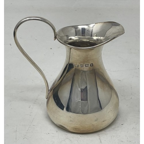 1213 - A George V silver jug, Birmingham 1919, 57 g, cased