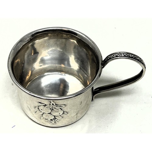 1284 - A sterling silver christening cup, 17.3 g