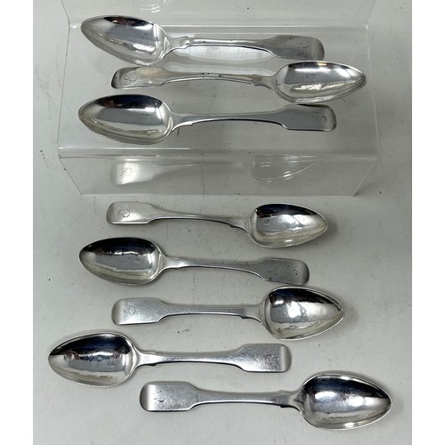 1346 - A set of four silver salts, of shaped oval form, Sheffield 1929, and a set of eight silver fiddle pa... 