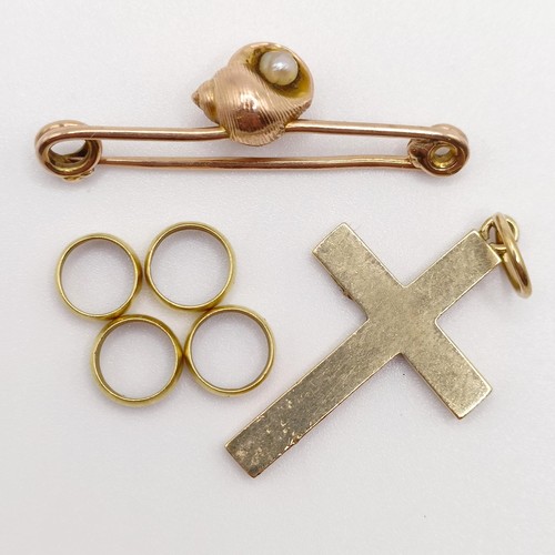 800 - A 9ct gold cross pendant, a bar brooch, and four yellow metal hoops (6)