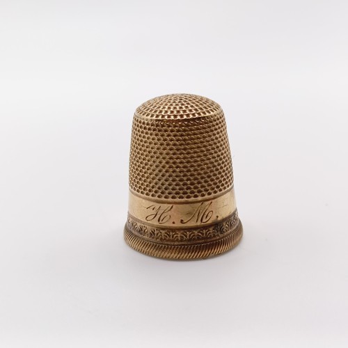 730 - A 9ct gold thimble, 3 g