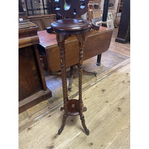 1675 - A John Lewis Hemingway oval coffee table, 110 cm wide, two single chairs, and two pedestals (5)