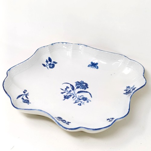 1576 - An early Worcester blue and white shaped bowl, crescent moon mark to base, 25cm wide