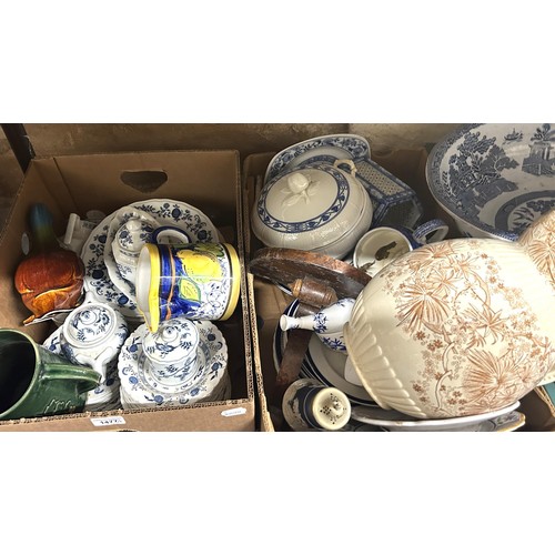 1477 - A blue and white part dinner service, assorted ceramics, prints and other items (6 boxes)