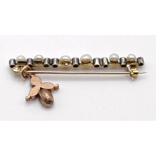 960 - A pearl and diamond bar brooch