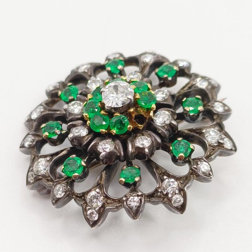 965 - A late Victorian emerald and diamond brooch