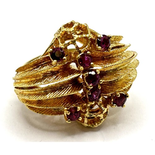 507 - An 18ct gold and ruby ring, ring size M, 12g all in