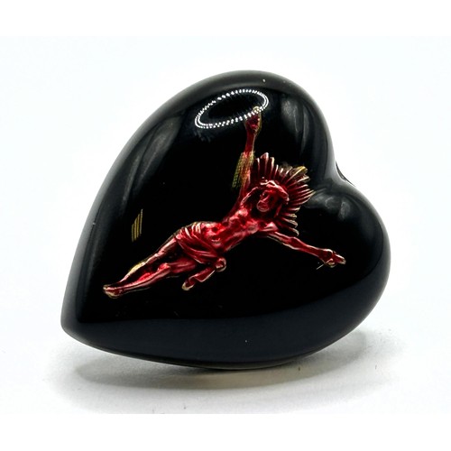 539 - A Jean Paul Gaultier ring, in the form of a heart inset with a crucifix