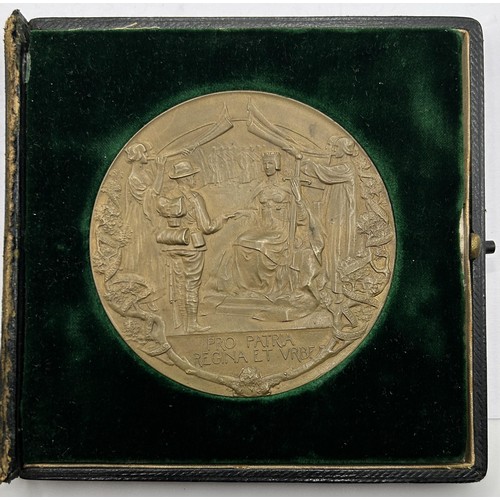 64 - A City of London Imperial Volunteers South Africa 1899-1900 medallion, in a fitted leather box