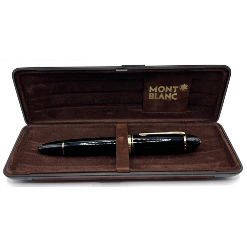 574 - A Mont Blanc fountain pen, cased