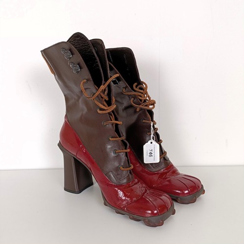 746 - A pair of Miu Miu high heeled ankle boots, size 40