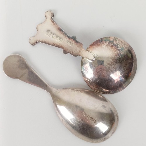 657 - A commemorative silver caddy spoon, for King Edward VIII, 1937, and another caddy spoon, 38.6 g  (2)