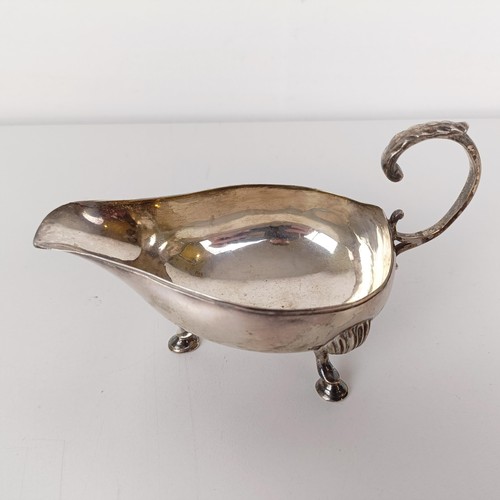 710A - *** Regretfully Withdrawn*** A George III silver sauce boat, 2.8 ozt