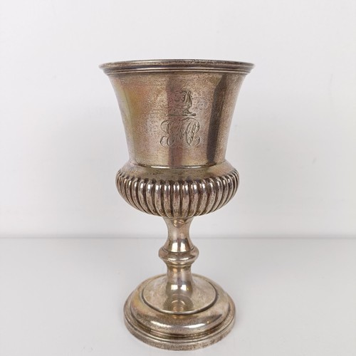 709A - A William IV silver goblet, London 1835, 7.3 ozt