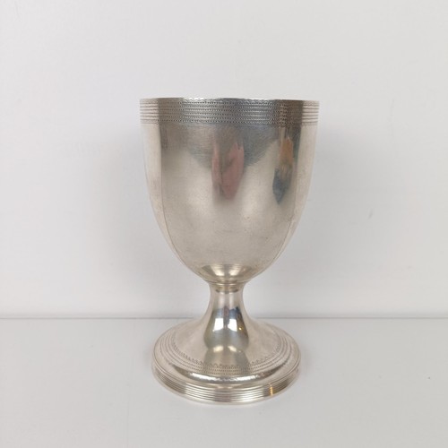 708A - A Victorian silver goblet, London 1859, 7.0 ozt