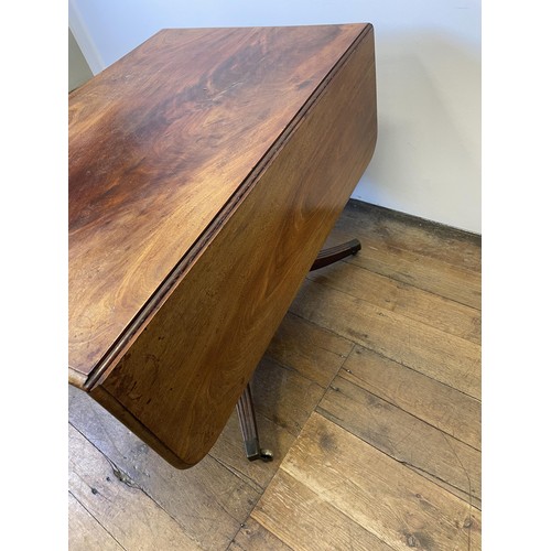 937 - A 19th century mahogany Pembroke table, 105 cm wide