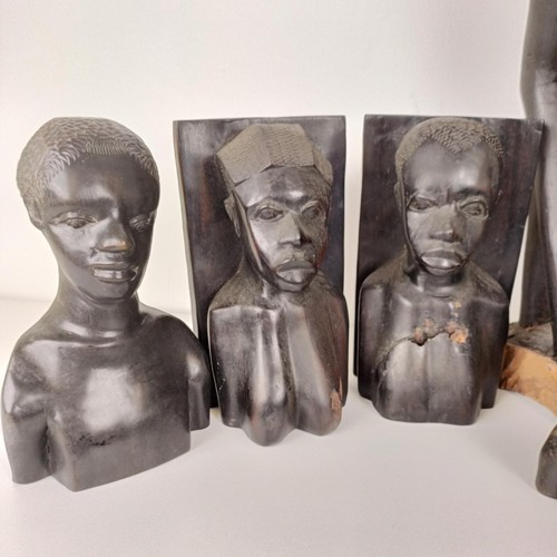 823 - Assorted carved wood African figures (11)