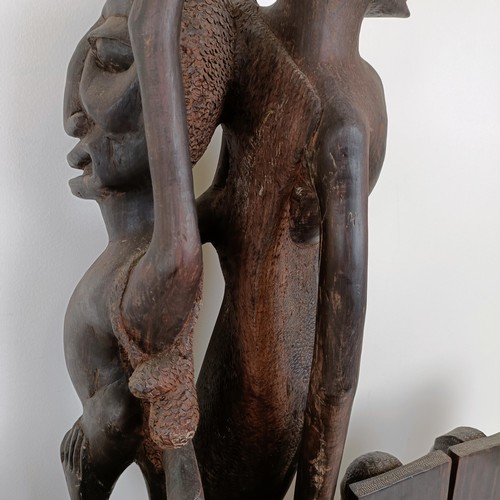 823 - Assorted carved wood African figures (11)