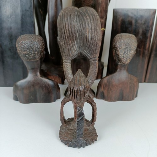 823 - Assorted carved wood African figures (11)