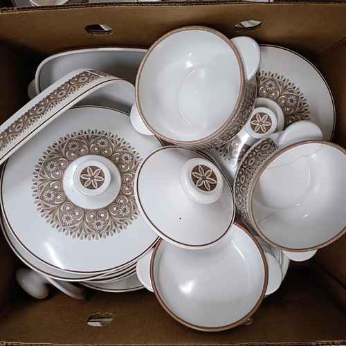 834 - Assorted ceramics (3 boxes)