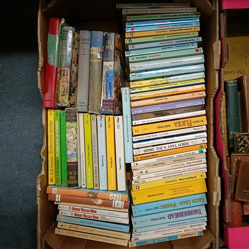 839 - Assorted books (4 boxes)