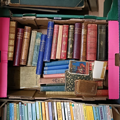 839 - Assorted books (4 boxes)