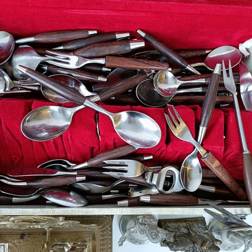 863 - Assorted cutlery, with antler handles, an Asian book print block, and assorted other items (2 boxes)