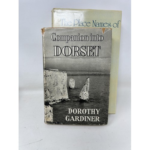 33 - Good (Ronald), The Old Roads of Dorset, Horace G. Commin Ltd., 1966, and assorted books on Dorset
Pr... 