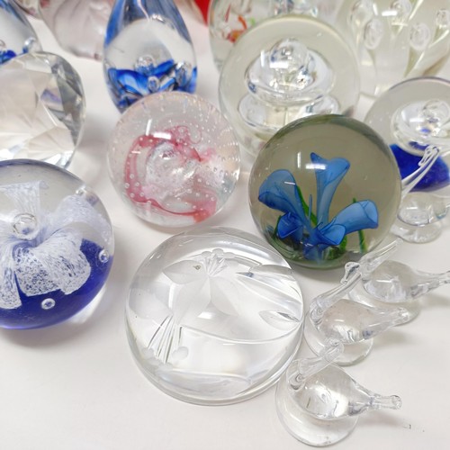 501 - Assorted paperweights (box)