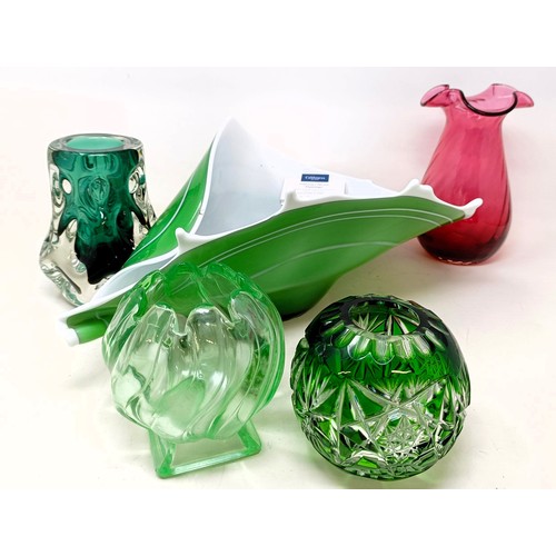 505 - An Art Glass vase, 40 cm diameter, and four other glass vases (5)