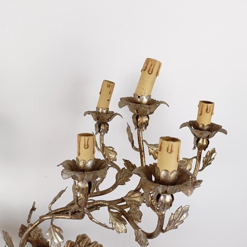 506 - A pair of giltwood and metal lamps, in the form of cherubs, 80 cm high (2)