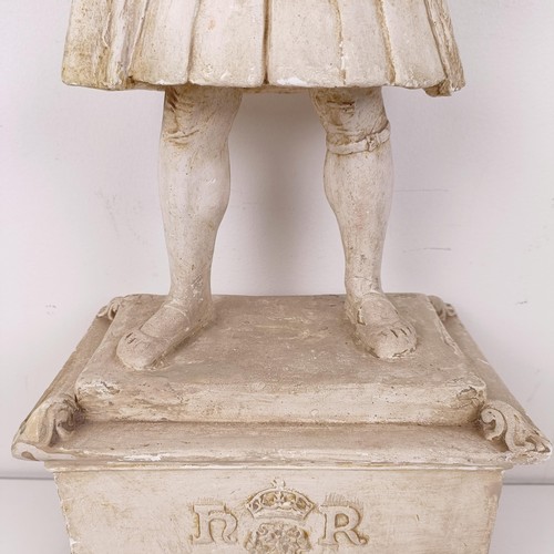 512 - A plaster figure of King Henry VIII, 58 cm high