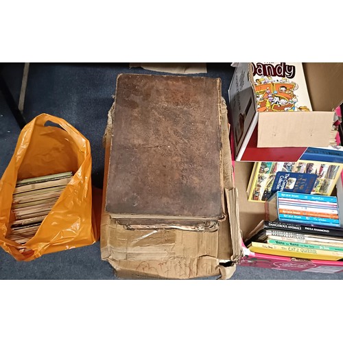 118 - Seuss (Dr), The Cats Quizzer, and assorted other books, comics and two family bibles (qty)