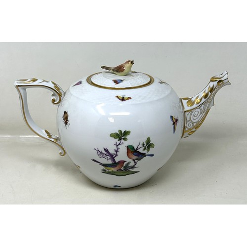 592 - An Herend porcelain tea pot, decorated birds, 17 cm high