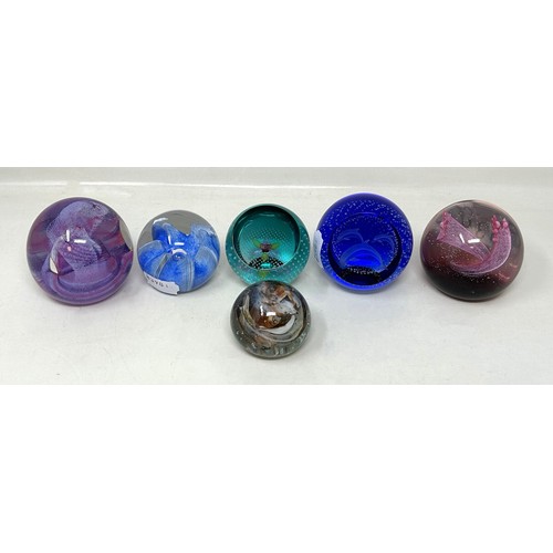 607 - A Caithness glass paperweight, and five others (6)