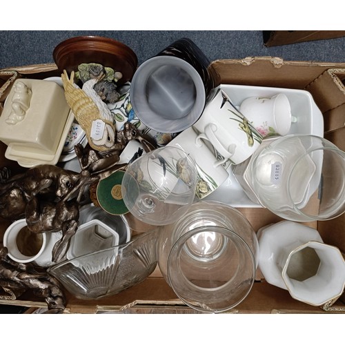 562 - Assorted ceramics and glassware (3 boxes)