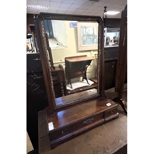 705 - A mahogany bedroom mirror, 43 cm wide, a mahogany triptych mirror, and a coffer, 106 cm wide