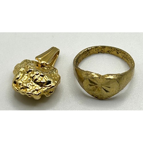 35 - A 19th century gilt metal seal, another seal, and assorted other jewellery (qty)