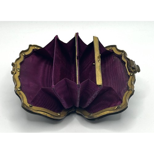 222 - A late 19th/early 20th century tortoiseshell and gilt metal purse