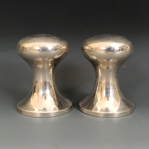 388 - A pair of silver salts, by Robert Welch, 4.2 ozt (2)