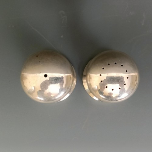 388 - A pair of silver salts, by Robert Welch, 4.2 ozt (2)