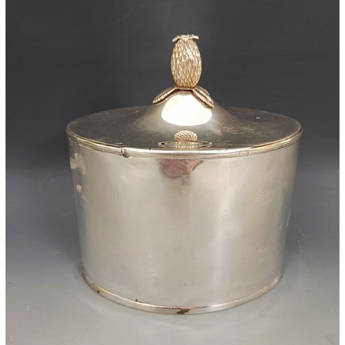 420 - A George III silver oval tea caddy, with a pineapple finial, London 1791, 13.3 ozt