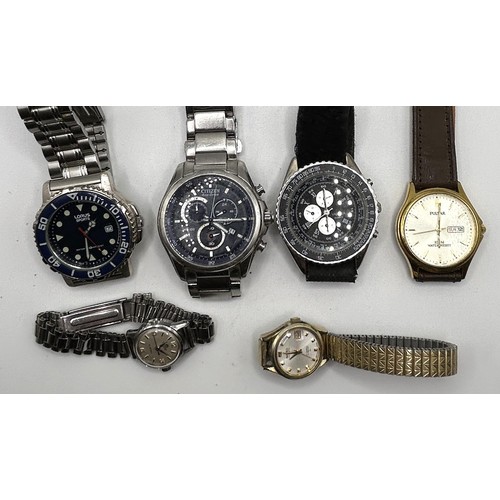 310 - A gentleman's Lorus wristwatch, and five others (6)