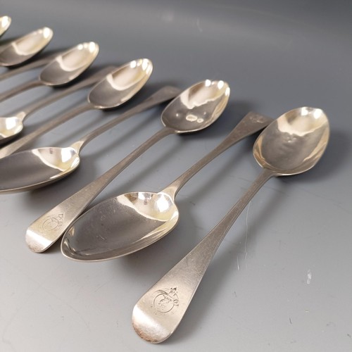 568 - A set of eleven Victorian Old English pattern dessertspoons, London 1862, 14 ozt