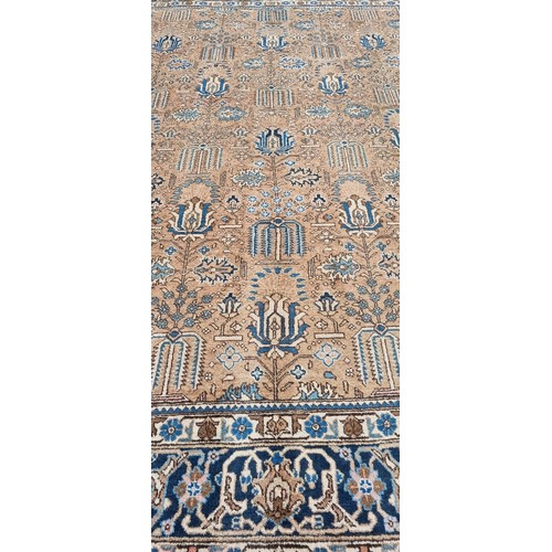 951 - An antique Persian handmade Tabriz carpet, 380 x 273 cm