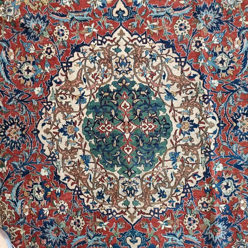 957 - A c.1890 Persian handmade Isfahan (Ahmad) carpet, 243 x 150 cm