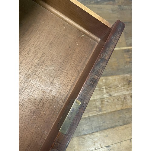 848 - A mahogany Pembroke table, 90 cm wide